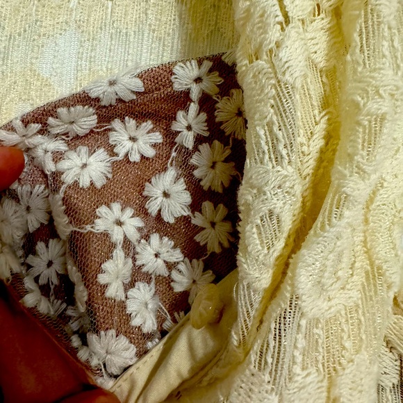 Lasercut Fleur-De-Lys Sheath Beguile by Byron Lars - Picture 6 of 9